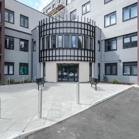 Brand New 2 Bedroom Apartment Centre Of Solihull Extérieur photo