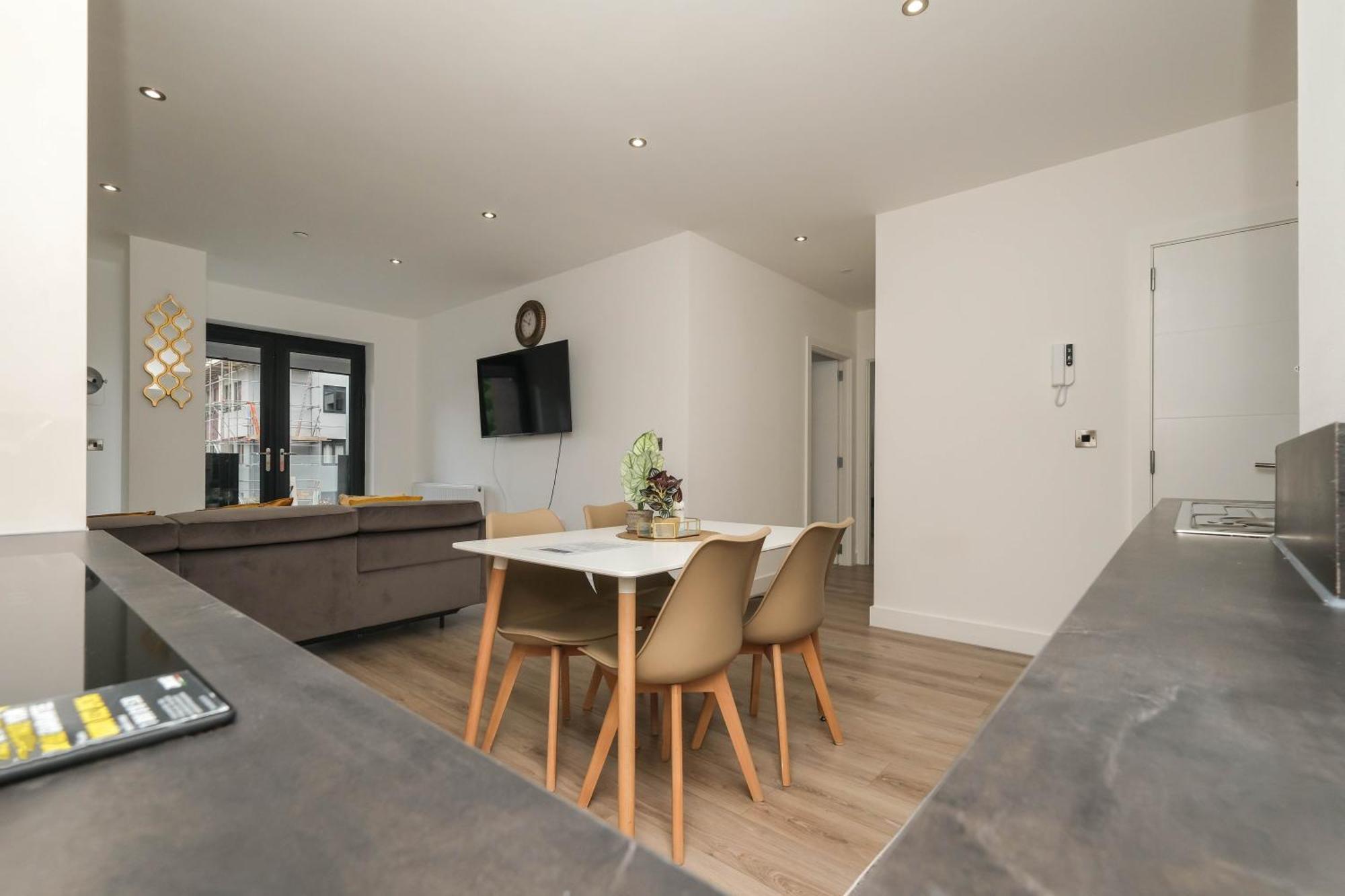 Brand New 2 Bedroom Apartment Centre Of Solihull Extérieur photo